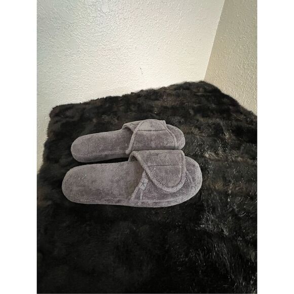 Barefoot Dreams Carbon Gray TOWEL TERRY Slip-On Sandals Slippers 5 6 - Picture 1 of 5